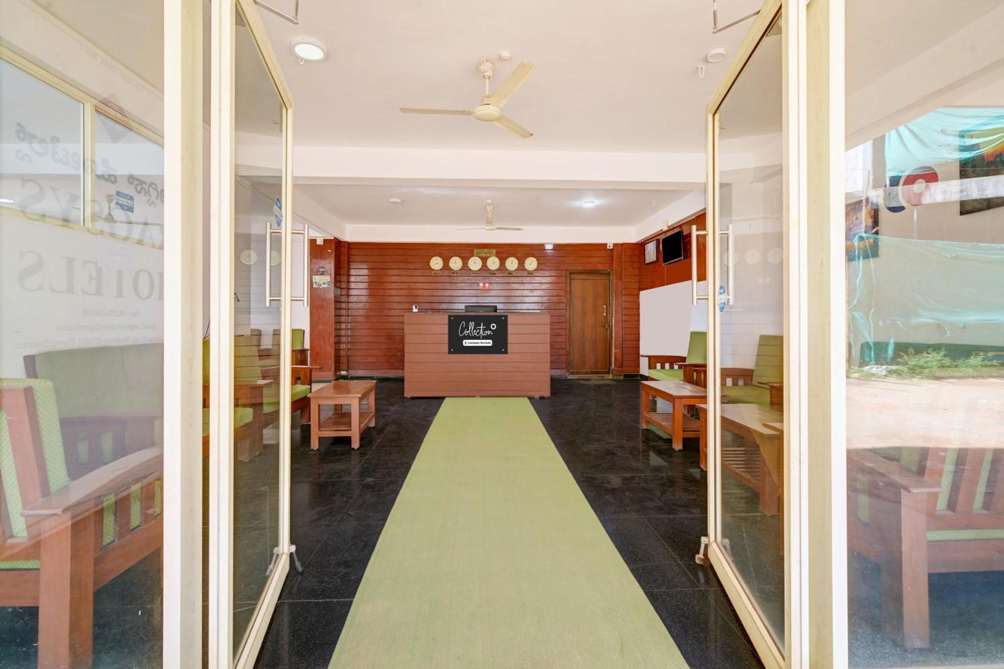 Super Collection O Madikeri City Center Near Ksrtc Bus Stand Coorg Formerly Hotel Ragsys Exterior photo